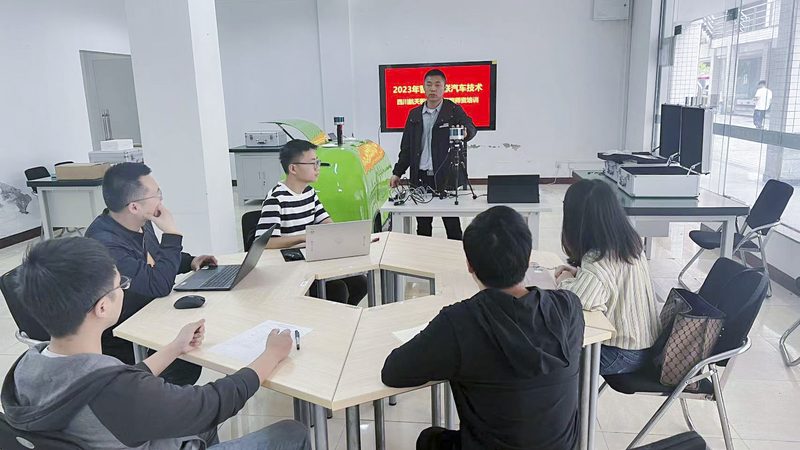 企业培训课程分类与模块：揭秘背后的区别与联系