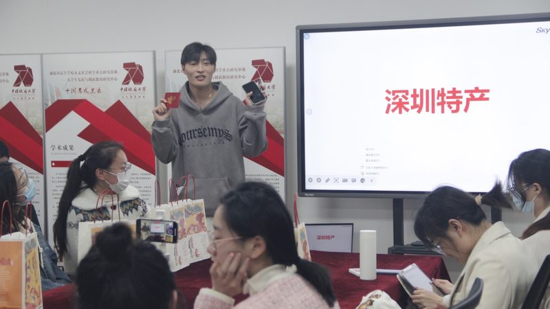 在线教育平台与传统课堂：优劣对比解析
