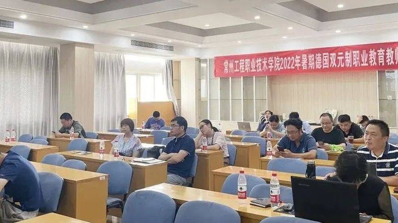二级心理咨询师与三级心理咨询师晋升路径解析**